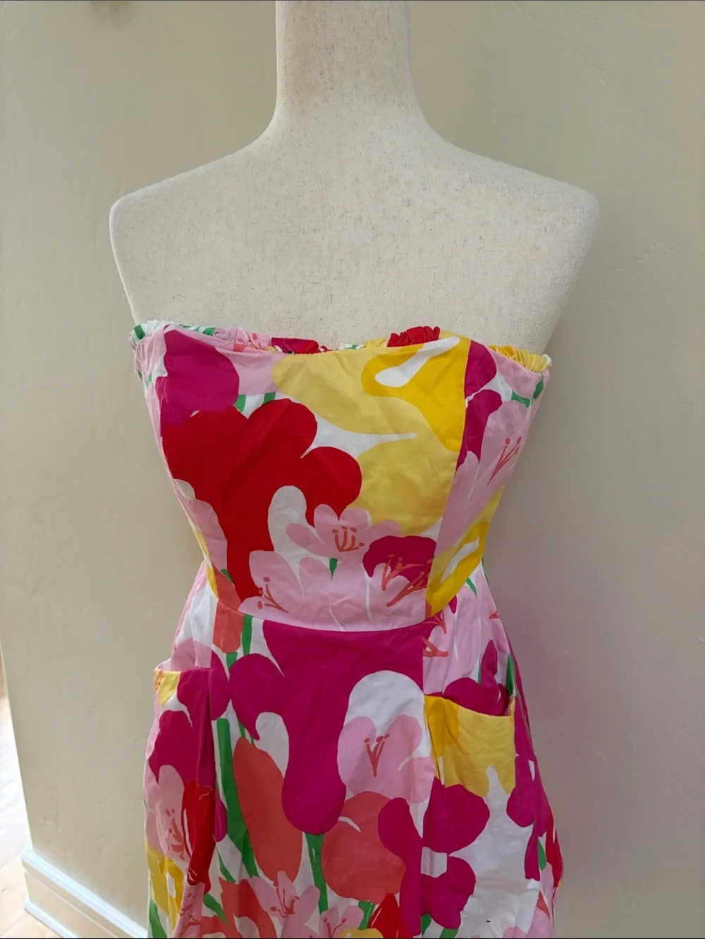 Lilly Pulitzer Blossom Strapless Floral Fit-and-Flare Dress in Multicolor 2 - Picture 4 of 9